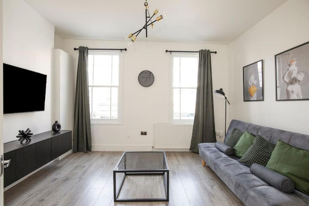 Spacious Serenity In The Heart Of Central Londres Exterior foto