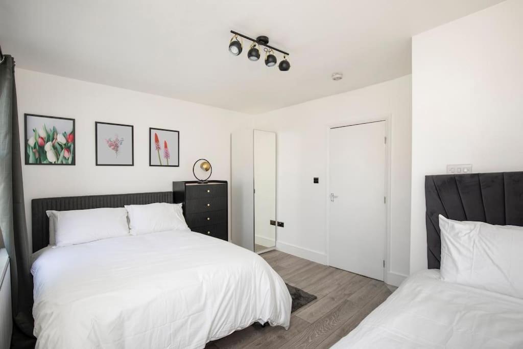 Spacious Serenity In The Heart Of Central Londres Exterior foto