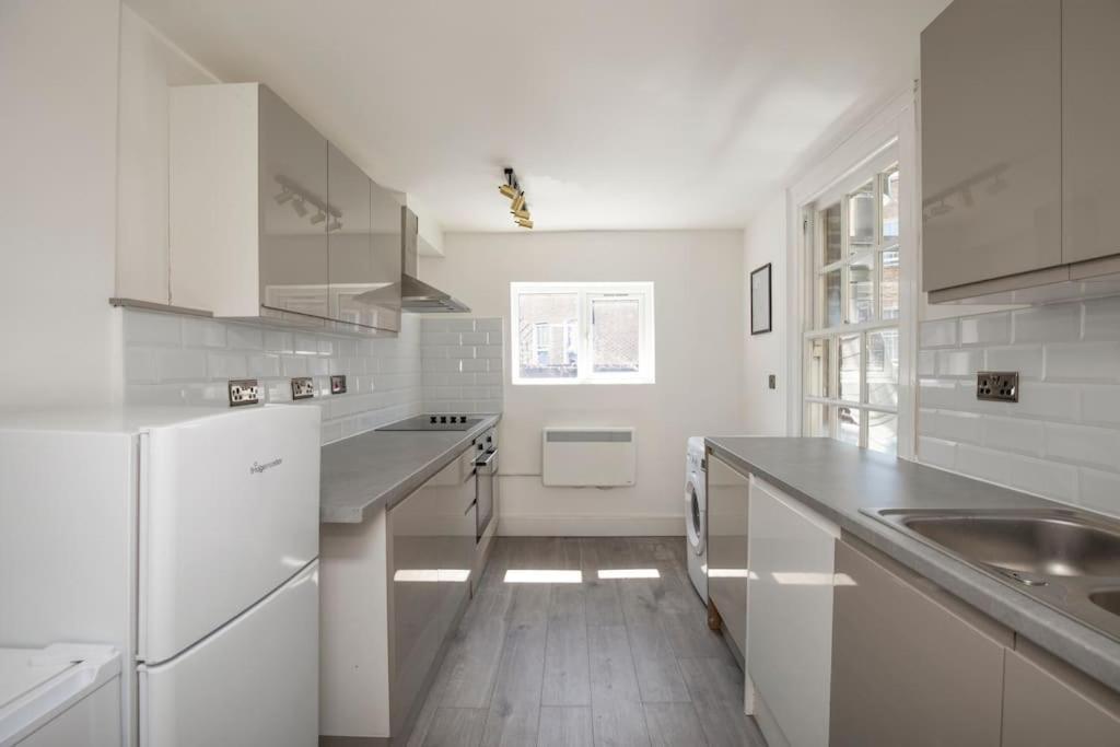 Spacious Serenity In The Heart Of Central Londres Exterior foto